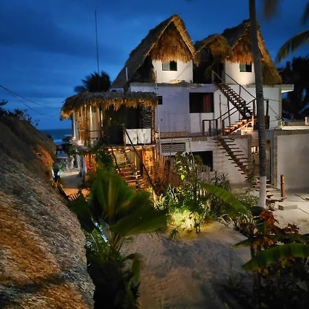 Casa Mate Beachfront Houses El Cuyo Exterior foto